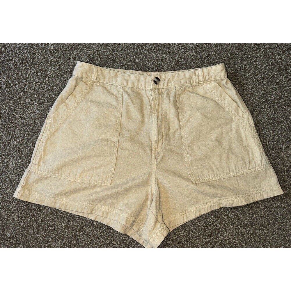Women’s Beige Utility Shorts Universal Thread Size 10 Medium Waist Cotton Twill